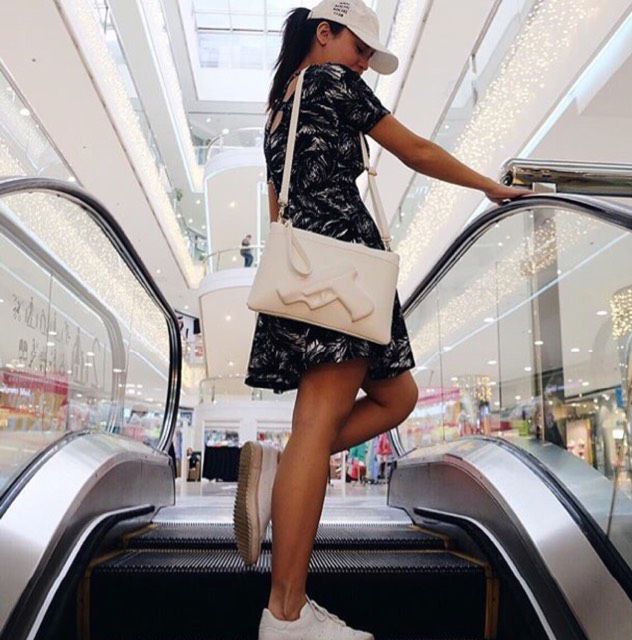 Local Women Near Me Meet Single Women Seeking Men